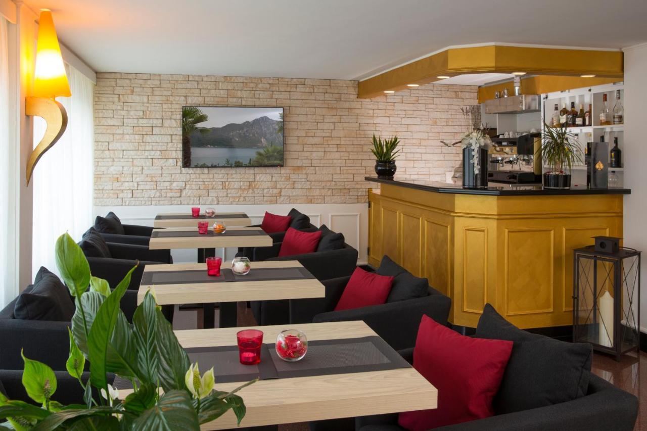 Hotel Campione Bissone Εξωτερικό φωτογραφία